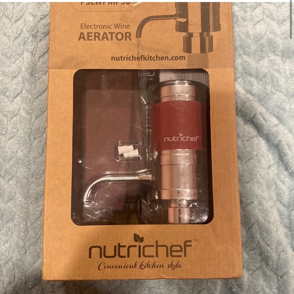 NEW Nutrichef Electronic Wine Aerator - Picture 2 of 5
